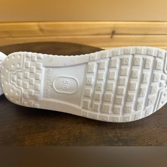 Womens Slides Sandals Size 5/6 Bobbie Brooks - Picture 5 of 10